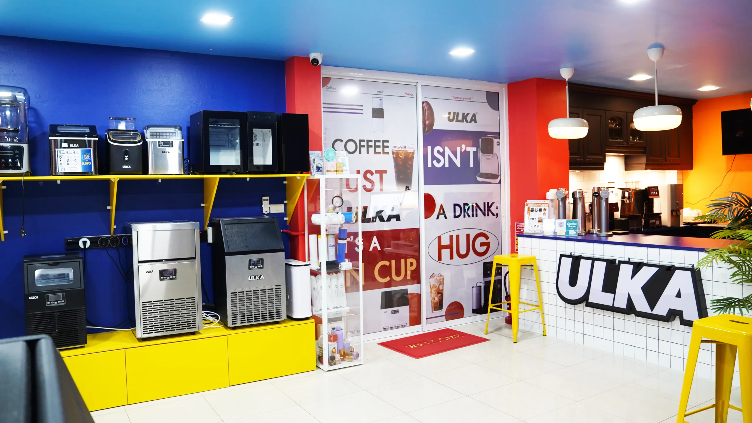 บรรยากาศหน้าร้าน ULKA