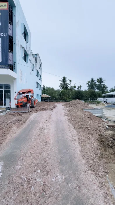 การจัดวางสินค้าและอุปกรณ์ภายในพื้นที่ ULKA สาขาตรัง