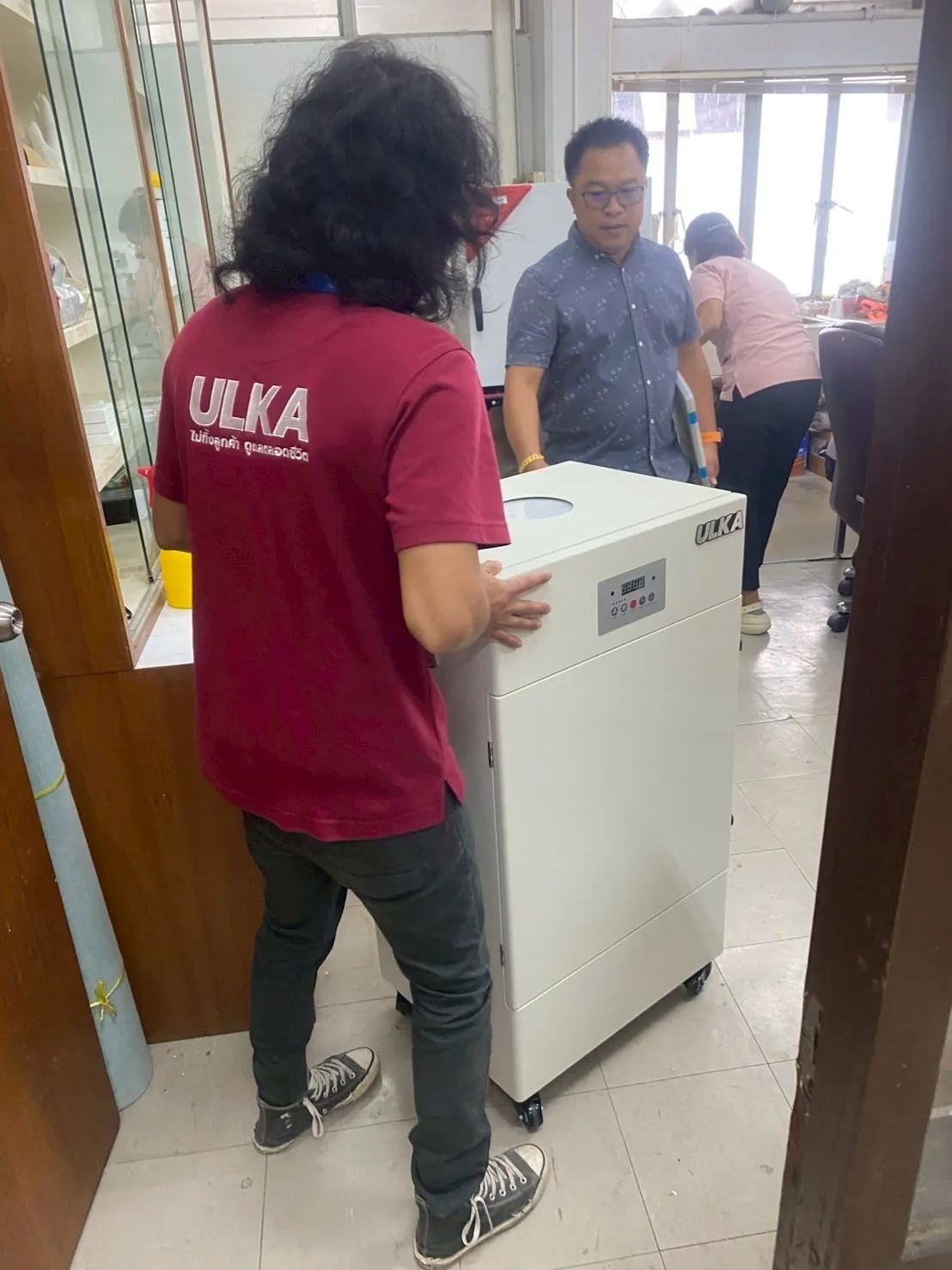 เครื่องดูดควัน รุ่น FE801 ที่ โรงพยาบาลจุฬาลงกรณ์ อาคารรัตนวิทยาพัฒน์ ภาพหน้างาน 6