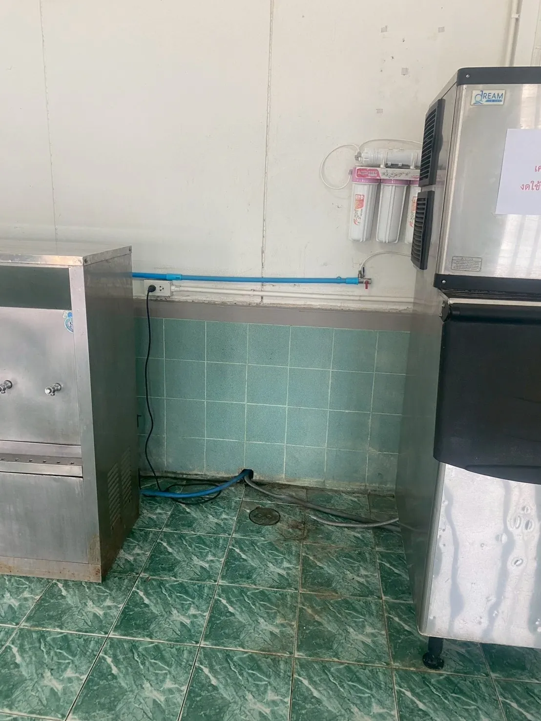 เครื่องทำน้ำแข็ง รุ่น 120F ที่ กองพันทหารช่างที่ 9 ภาพหน้างาน 7