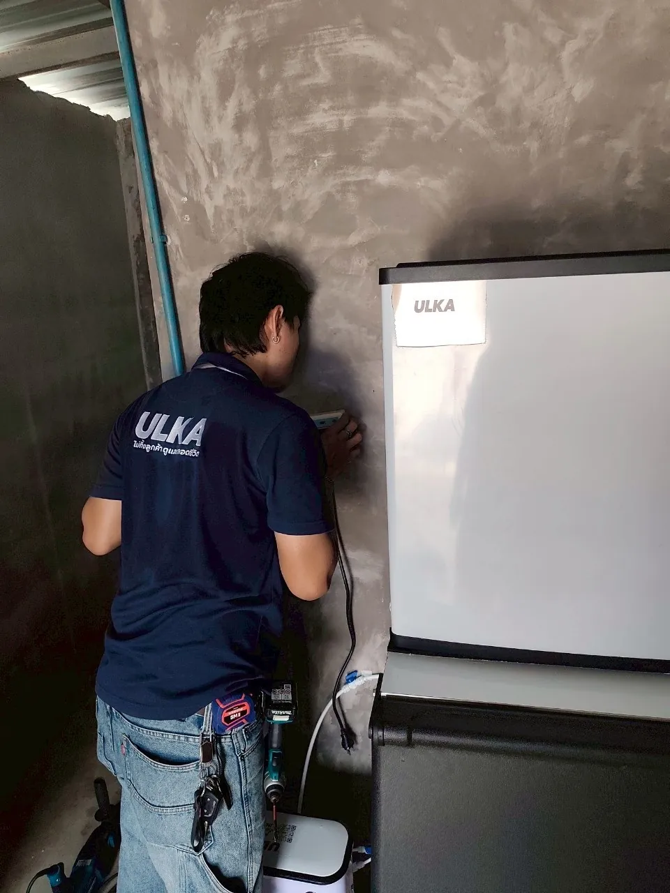 เครื่องทำน้ำแข็ง รุ่น 350F ที่ ลีดเดอร์คอฟฟี่ นิคมอมตะซิตี้ ภาพหน้างาน 5