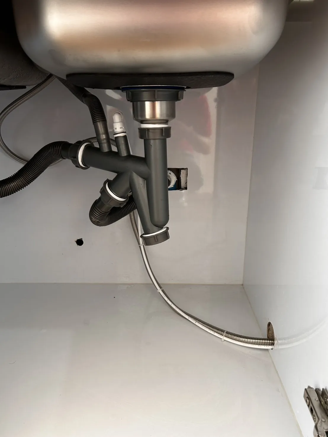 เครื่องทำน้ำแข็ง รุ่น 120F ที่ อ้วน จูนเนอร์ ภาพหน้างาน 3