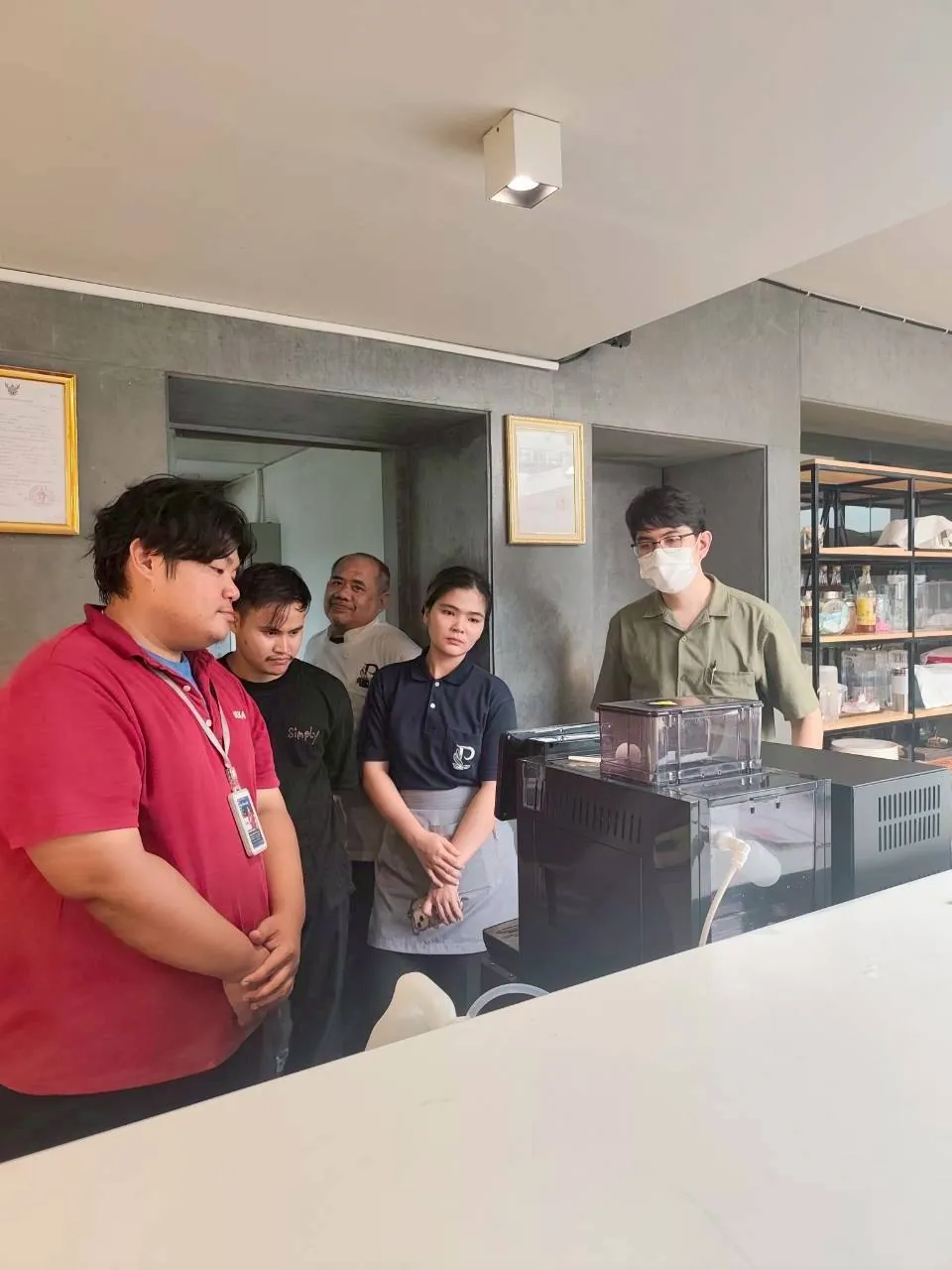 เครื่องทำน้ำแข็ง รุ่น 45M ที่ พีซ แลนด์ ภาพหน้างาน 3