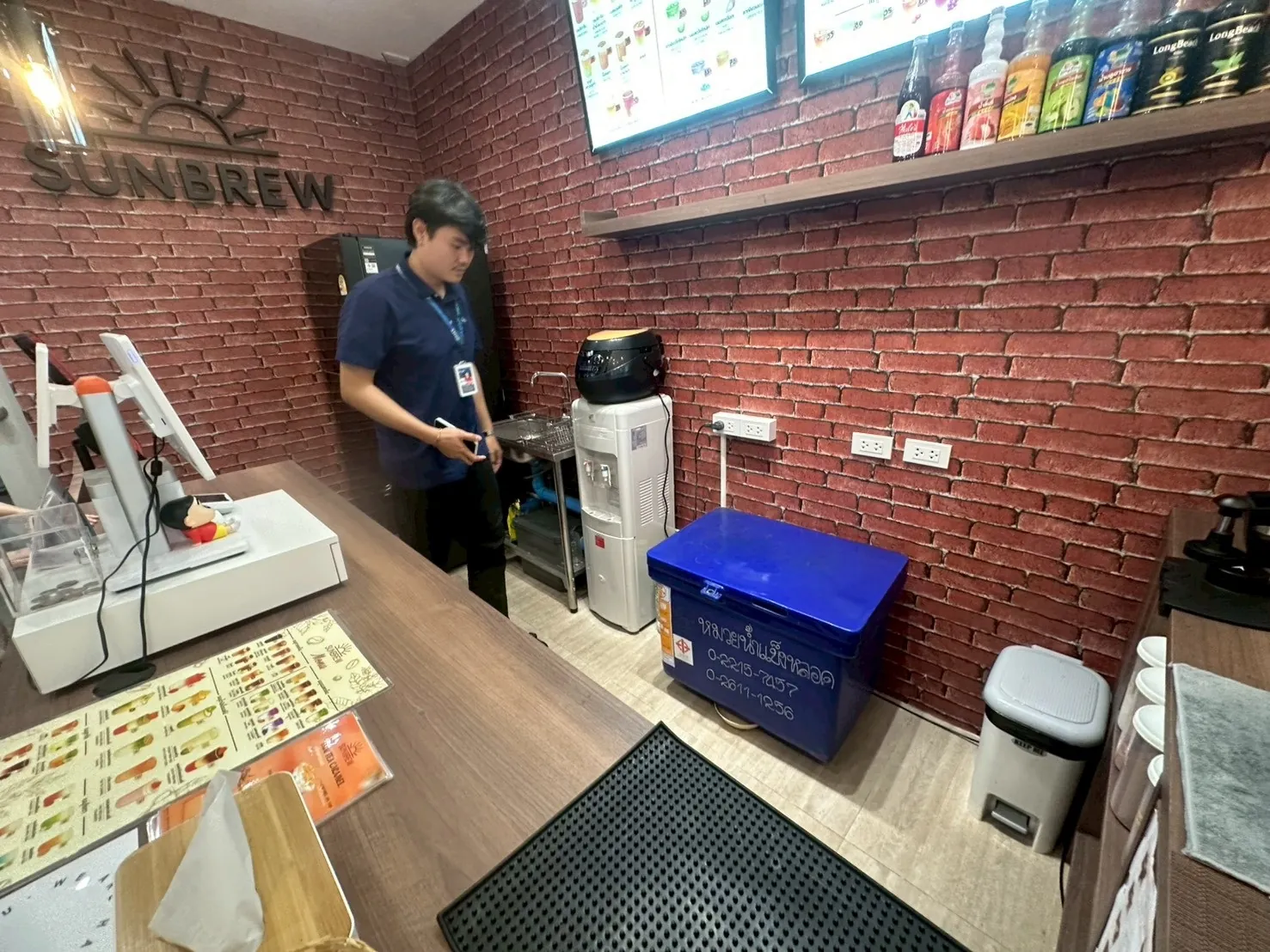 เครื่องทำน้ำแข็ง รุ่น 120F ที่ Sunbrew ซันบรูว์ ภาพหน้างาน 6