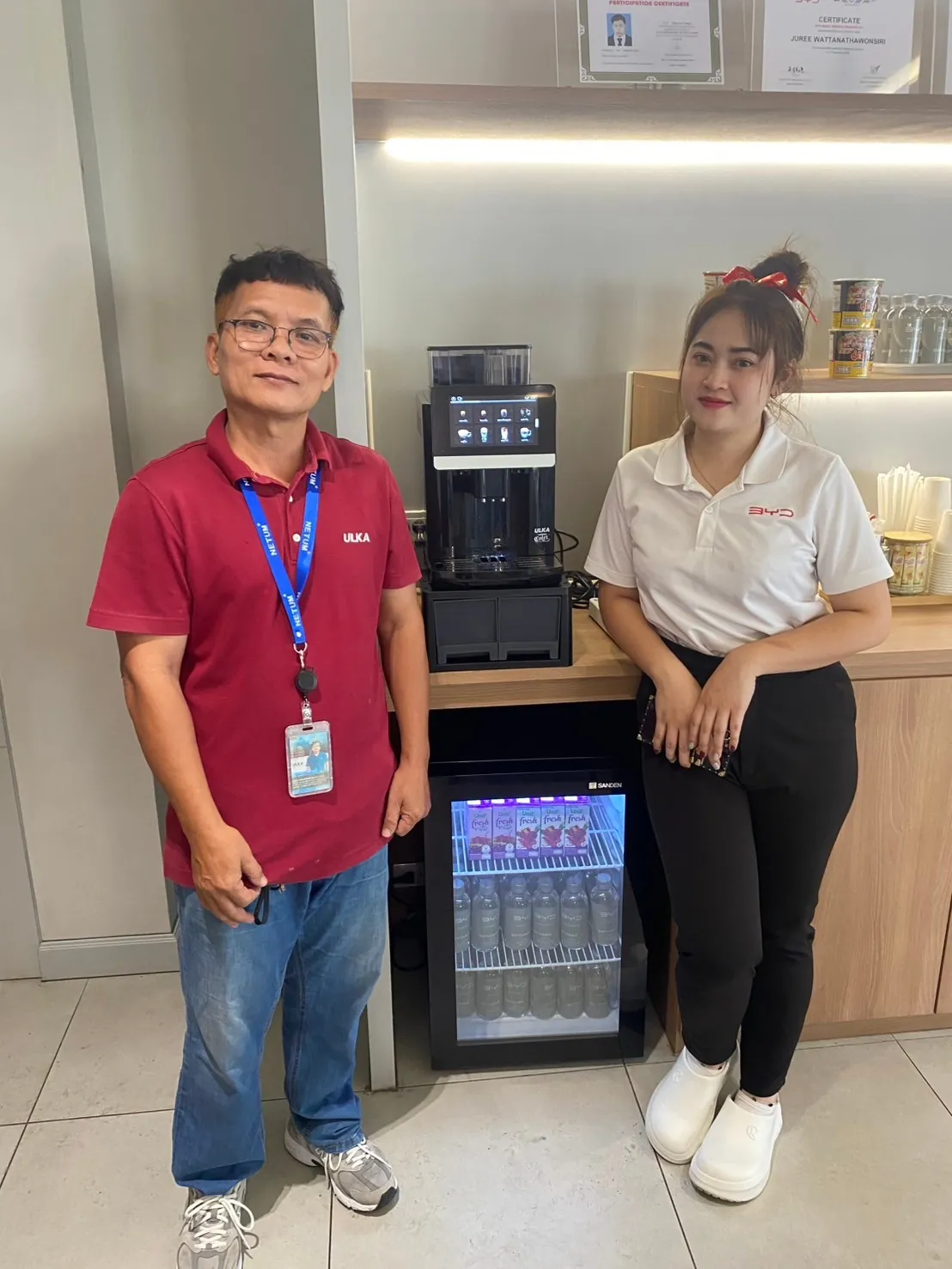 เครื่องชงกาแฟ รุ่น S9C × 2 ที่ BYD Spyder EV สาขาเพชรเกษม