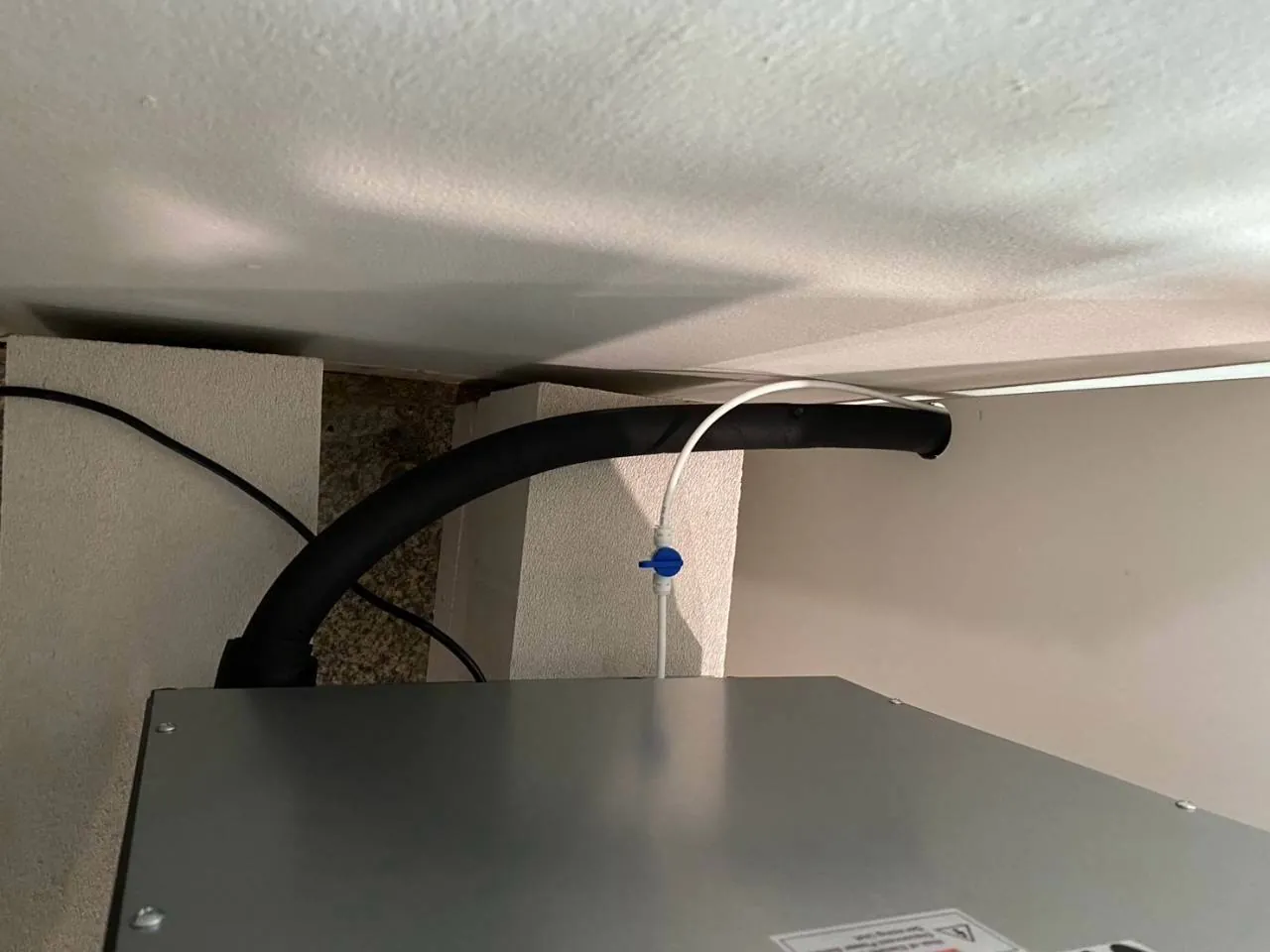 เครื่องทำน้ำแข็ง รุ่น 45F ที่ หน้างานติดตั้งรุ่น 45F ภาพหน้างาน 4