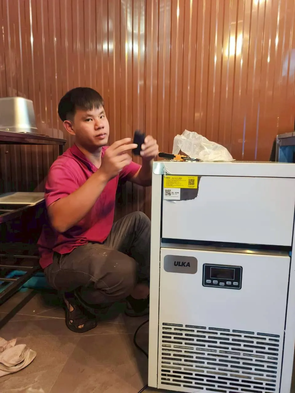 เครื่องทำน้ำแข็ง รุ่น 65S+U5 ที่ หน้างานใกล้วัดสมรโกฎิ ภาพหน้างาน 1