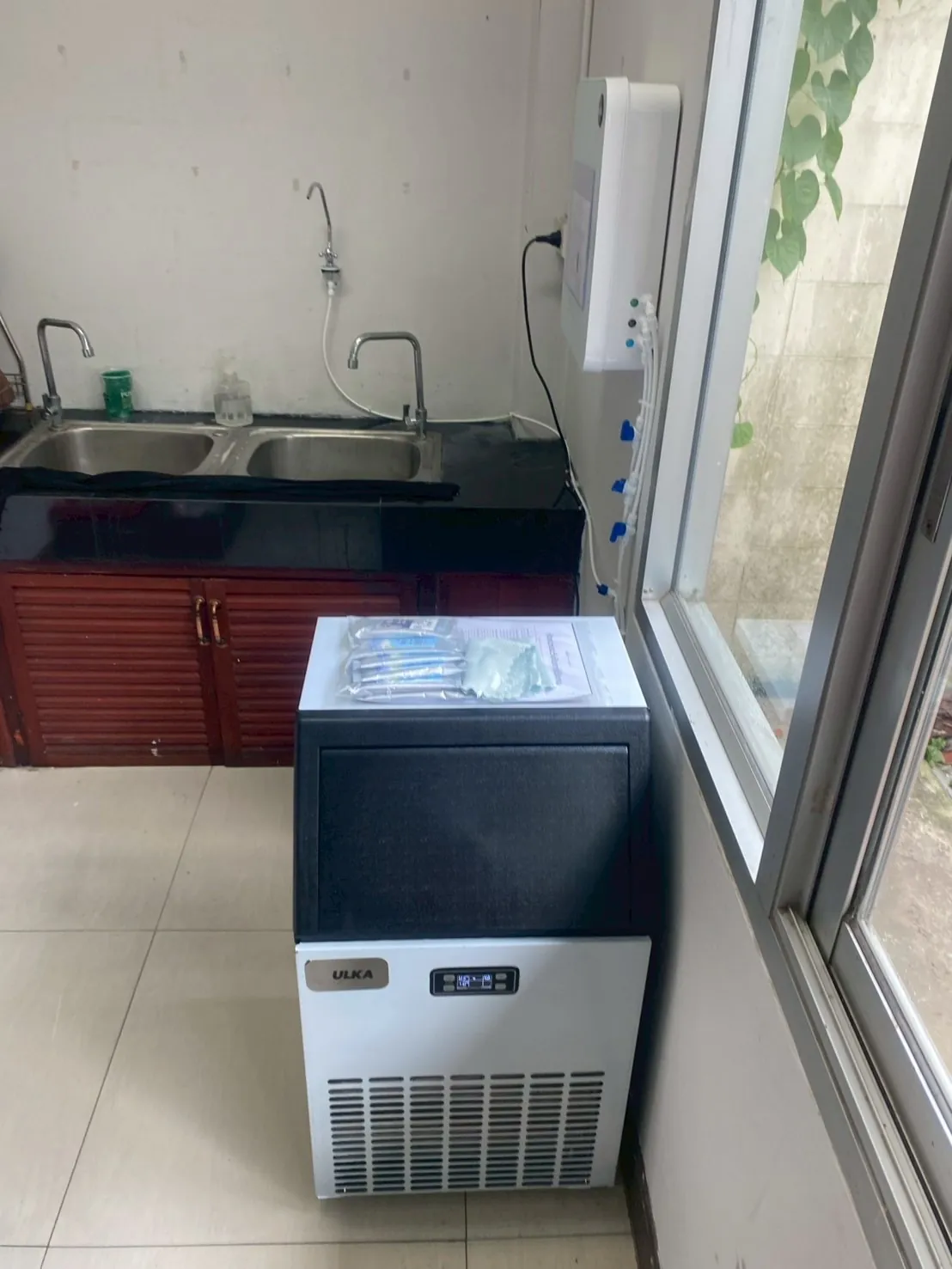 เครื่องทำน้ำแข็ง รุ่น 45F ที่ บริษัท บิ๊ค เคมิคอล จำกัด สำนักงานใหญ่