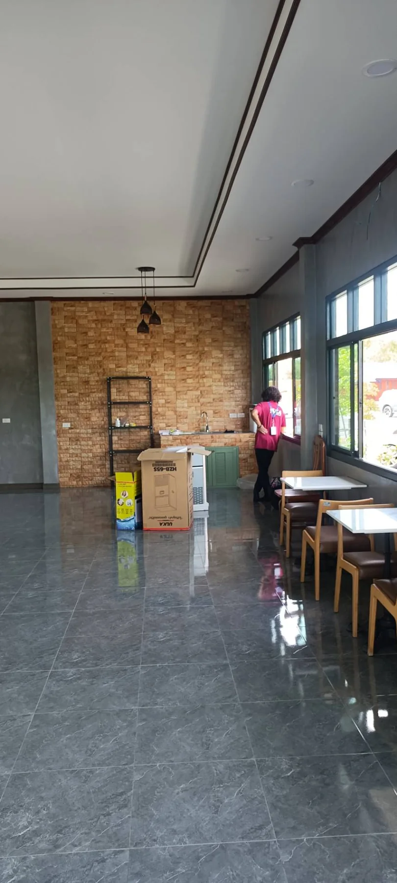 บุรีสุขรีสอร์ท — ภาพหน้างานติดตั้งเครื่องทำน้ำแข็ง 2