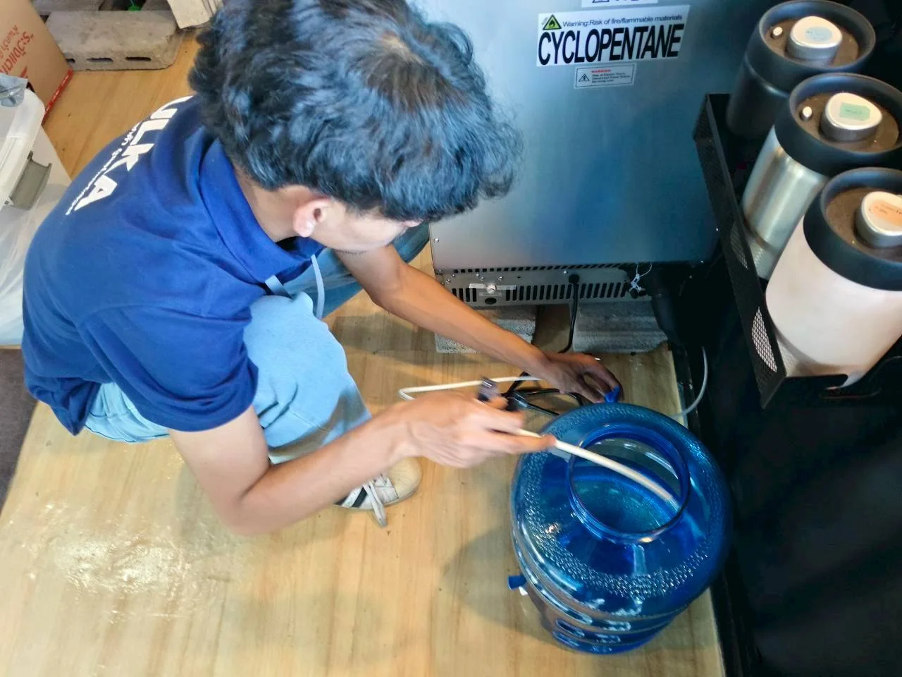 Coffee and Beer — ภาพหน้างานติดตั้งเครื่องทำน้ำแข็ง 4
