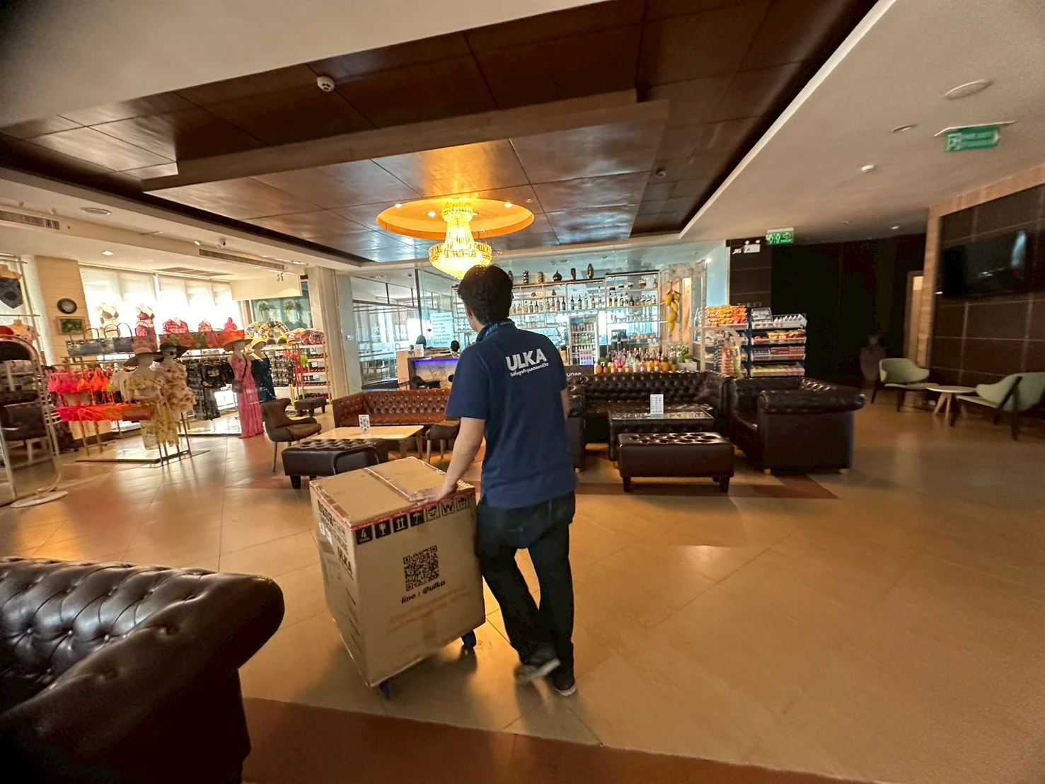 โรงแรมทรายสวรรค์บีช รีสอร์ท — ภาพหน้างานติดตั้งเครื่องทำน้ำแข็ง 2