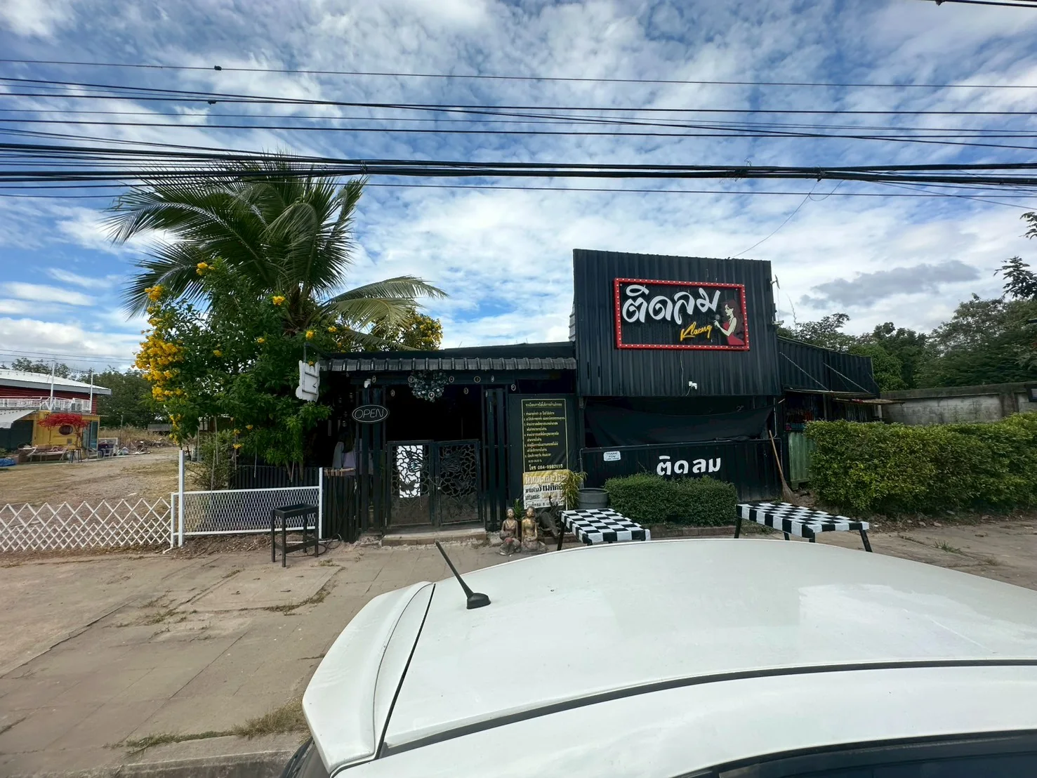 Tidlom Klaeng ร้านติดลมแกลง — ภาพหน้างานติดตั้งเครื่องทำน้ำแข็ง 1